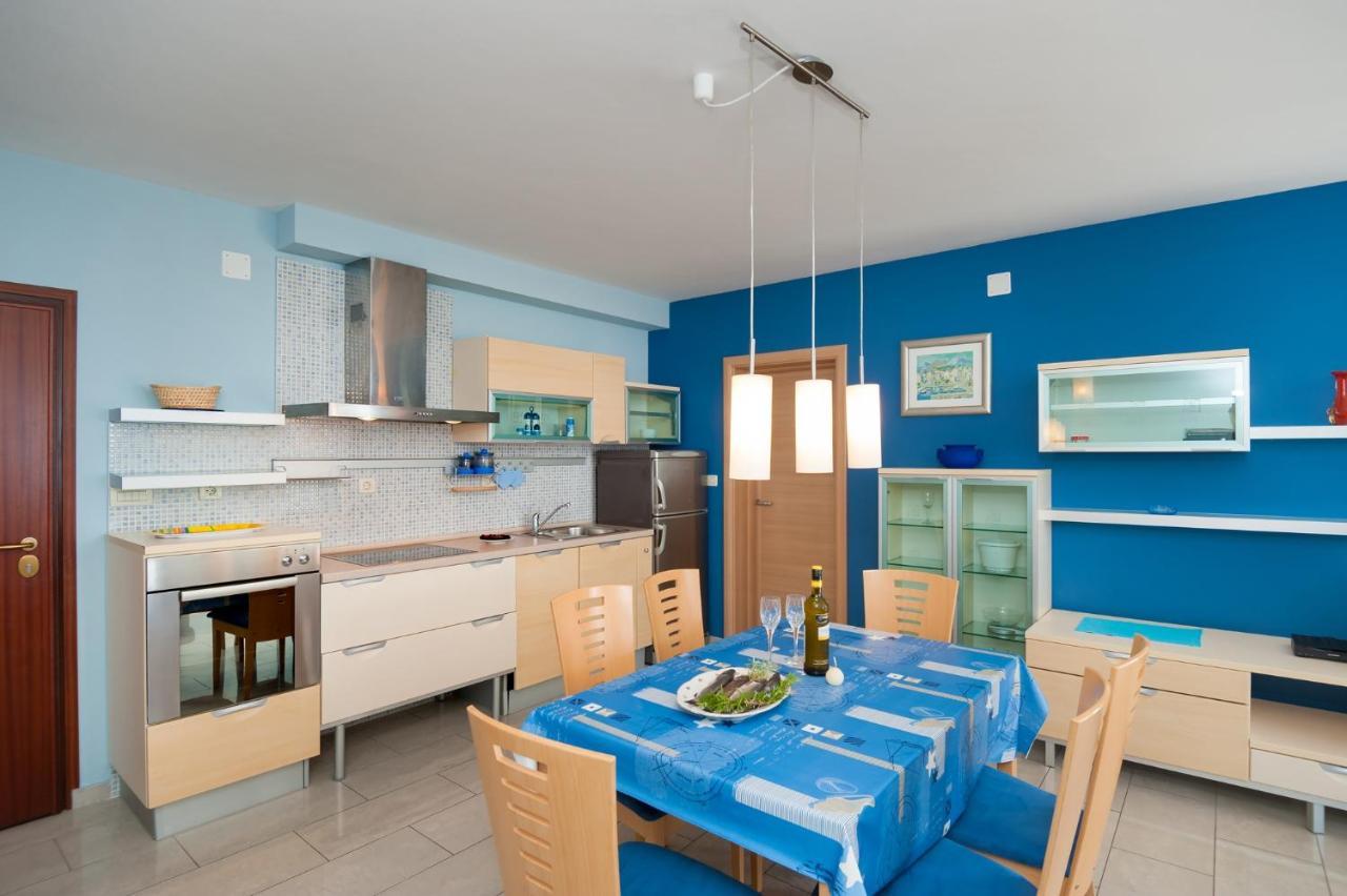 Apartments By The Sea Postira, Brac - 15242 Екстер'єр фото