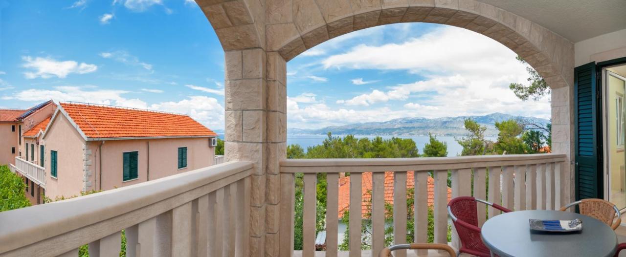 Apartments By The Sea Postira, Brac - 15242 Екстер'єр фото