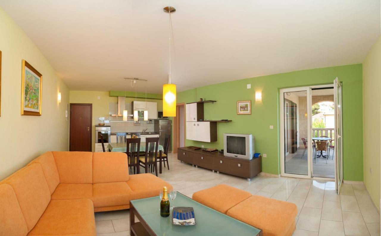 Apartments By The Sea Postira, Brac - 15242 Екстер'єр фото